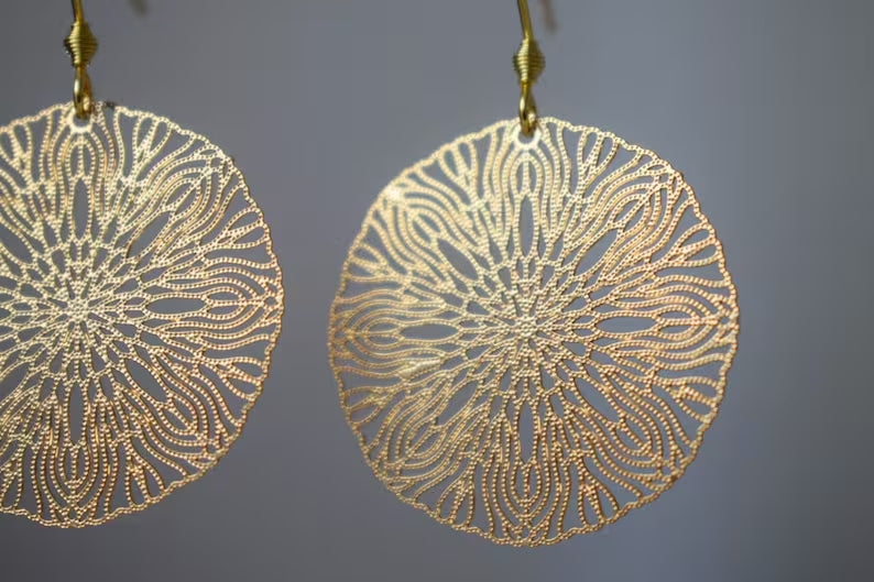Boucles d'oreilles ornementales pour femmes, Boucles d'oreilles Mandala en or, Boucles d'oreilles en acier inoxydable, Boucles d'oreilles Boho en filigrane en or, Bijoux Mandala, Cadeau pour elle
