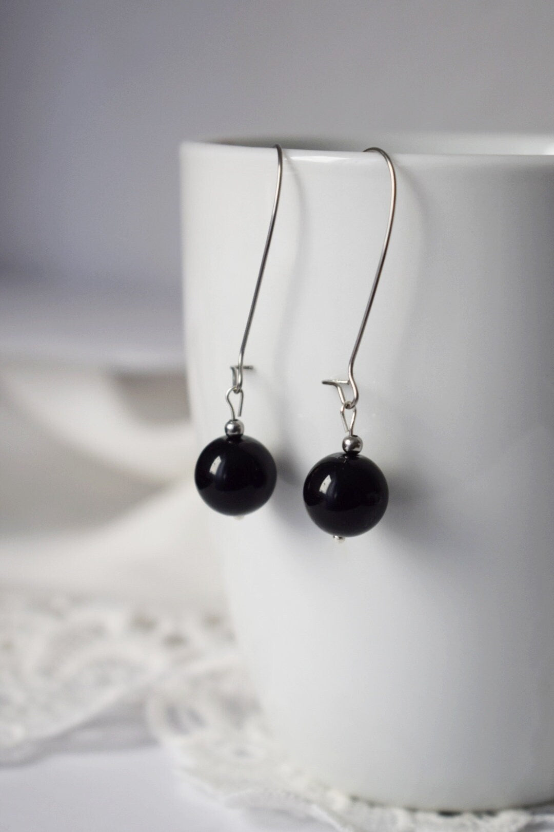 Schwarze Creolen für Frauen, Achat Creolen, Schwarzer Achat, Boho Creolen mit Edelstein, handgefertigter Schmuck, Geschenk für Sie