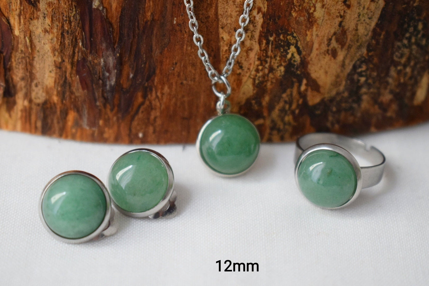 Grüne Aventurin-Ohrclips für Frauen, Kleine Edelstein-Ohrclips, Chirurgenstahl, Naturstein, Nicht durchbohrter Schmuck, Geschenk