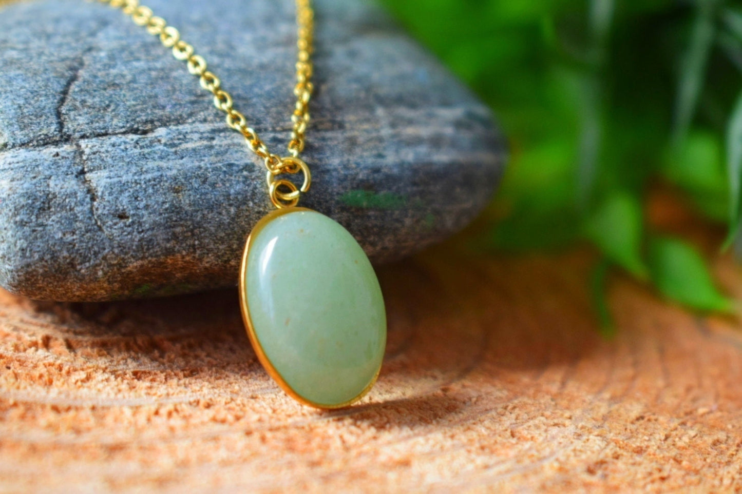 Grüne Aventurin Halskette Gold, Edelstein Oval Anhänger, Naturstein Schmuck, Geburtstag Jahrestag Geschenk für Sie