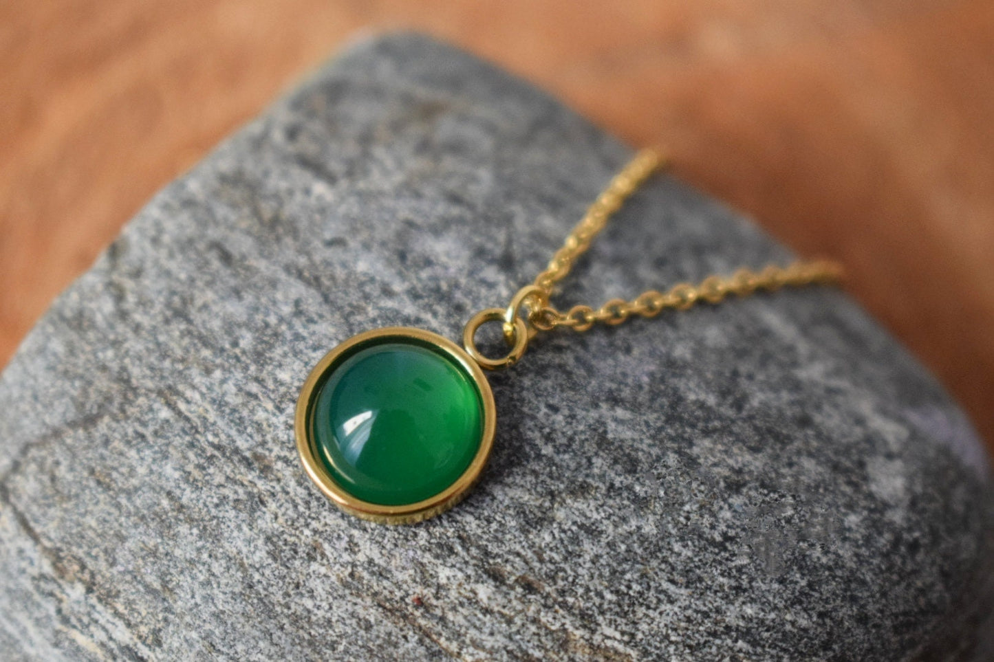 Halskette Grüner Achat Gold, Edelstein, Grüne Runde Halskette, Stein, Grüner Achat Anhänger, Achat Geburtsstein Schmuck, Edelstein, Geschenk für sie