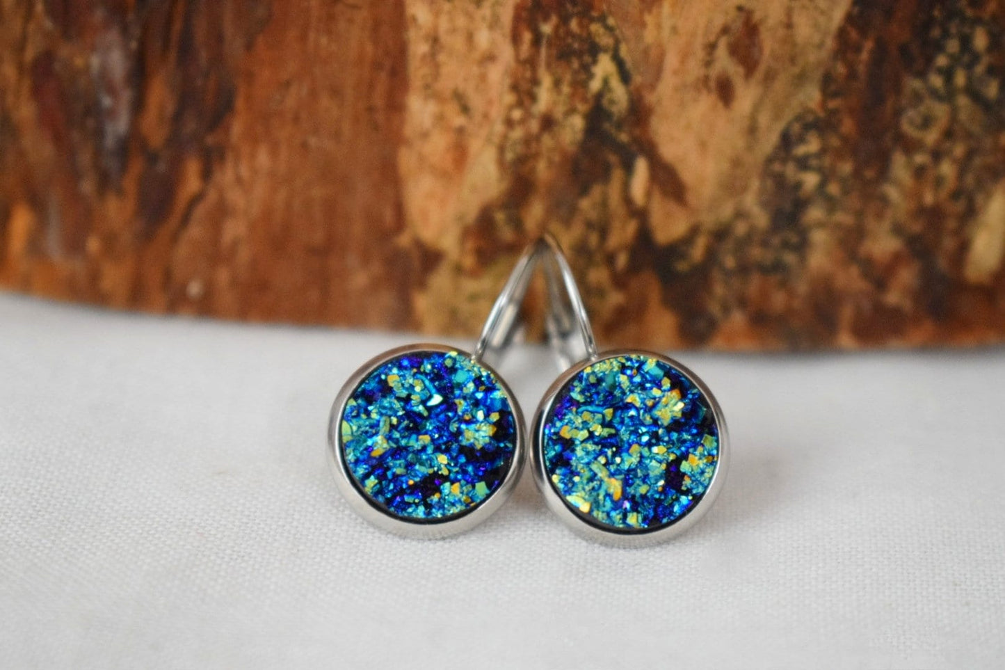 Funkelnde blaue Druzy Ohrringe, Druzy Tropfen Silber Ohrringe, Faux Druzy, Drusy Leverbacks Ohrringe, Basic Ohrringe, Geburtstagsgeschenk für Sie