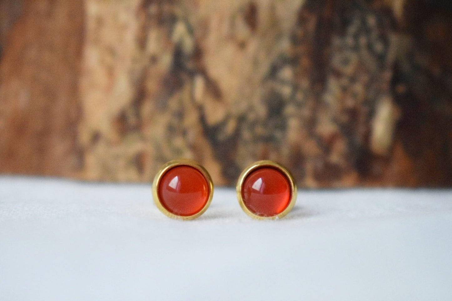 Ohrstecker aus rotem Achat, Kleine 8 mm runde Edelsteinohrringe, Ohrstecker aus 18 Karat vergoldetem Edelstahl, Achatschmuck-Geschenk