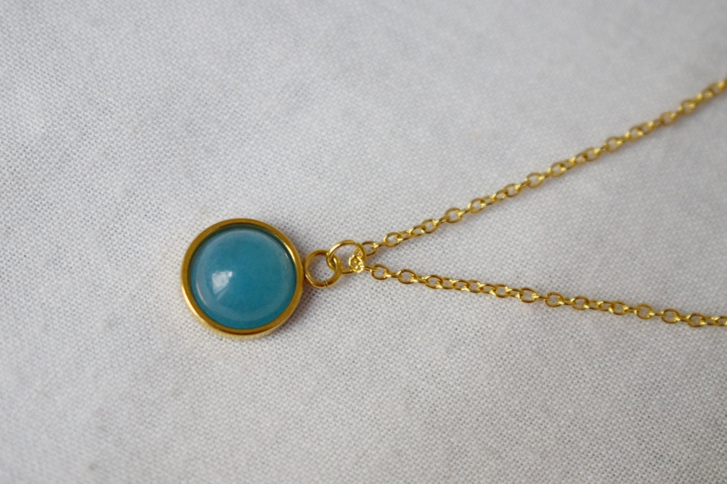 Aquamarin Quarz Halskette Gold, Quarz Anhänger Halskette, Minimalistische Edelstein Halskette, Aquamarin Schmuck für Frauen, Geschenk für Sie