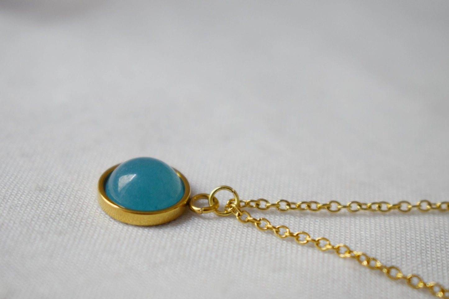 Aquamarin Quarz Halskette Gold, Quarz Anhänger Halskette, Minimalistische Edelstein Halskette, Aquamarin Schmuck für Frauen, Geschenk für Sie