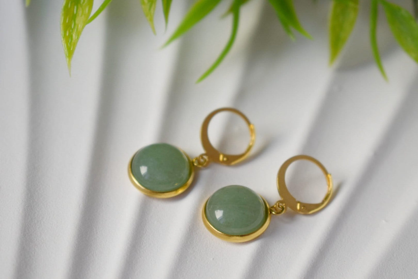 Aventurin Ohrringe baumeln, Grün, Gold, Edelstein, Lever Back Creolen mit Stein, Hängende Ohrringe, Aventurin Gold Schmuck, Geschenk für sie