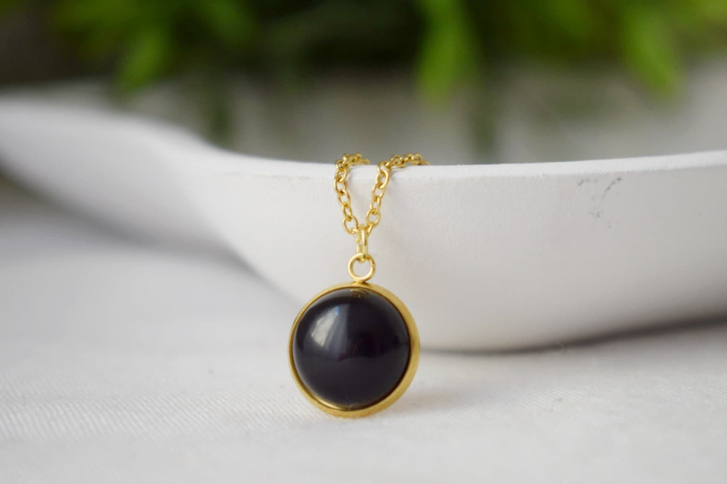 Black Agate Necklace, Gemstone Round Pendant, 18k gold plated stainless steel stone Necklace for Women, Gothic Jewelry, Gift for Her