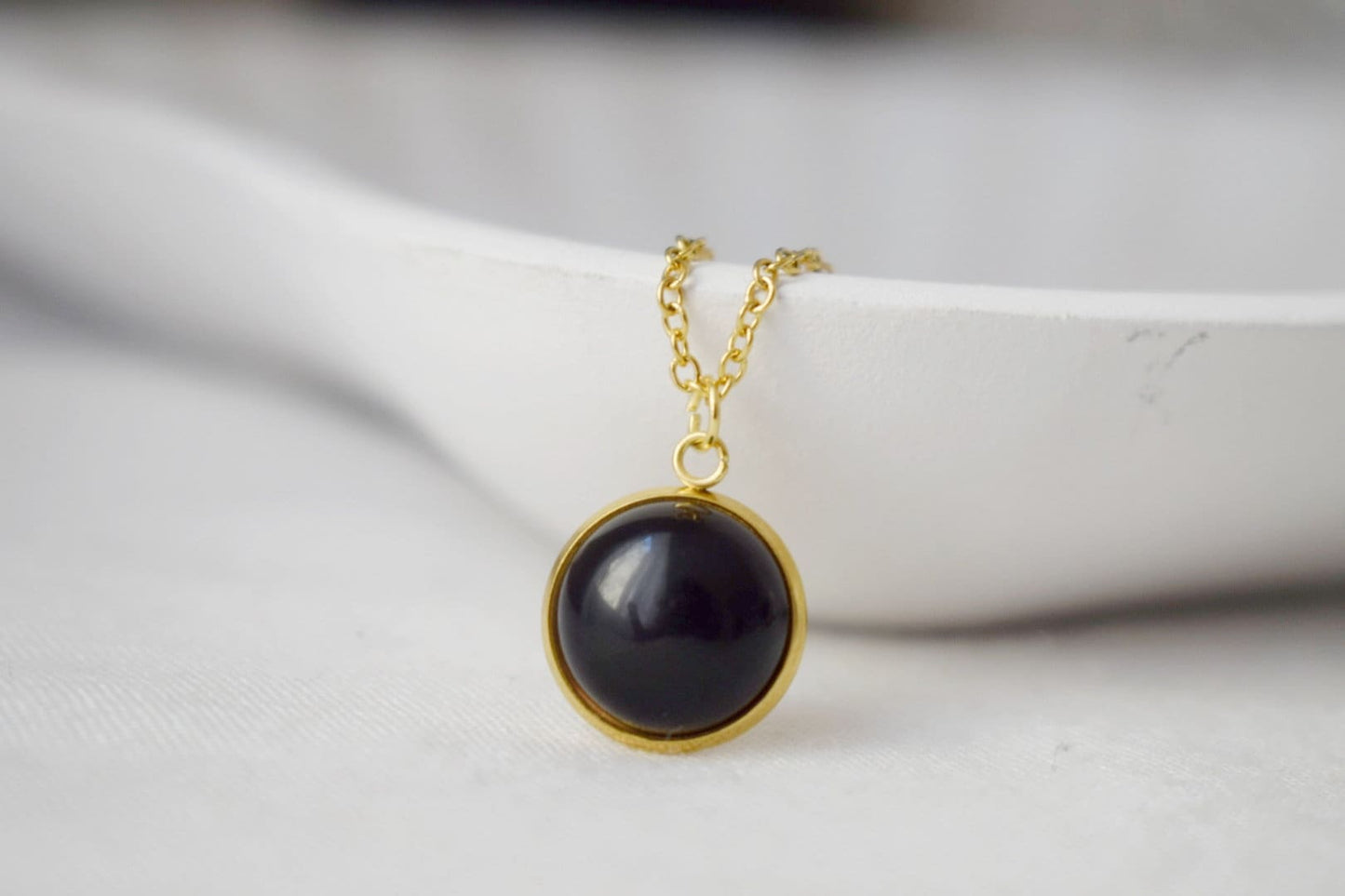 Black Agate Necklace, Gemstone Round Pendant, 18k gold plated stainless steel stone Necklace for Women, Gothic Jewelry, Gift for Her