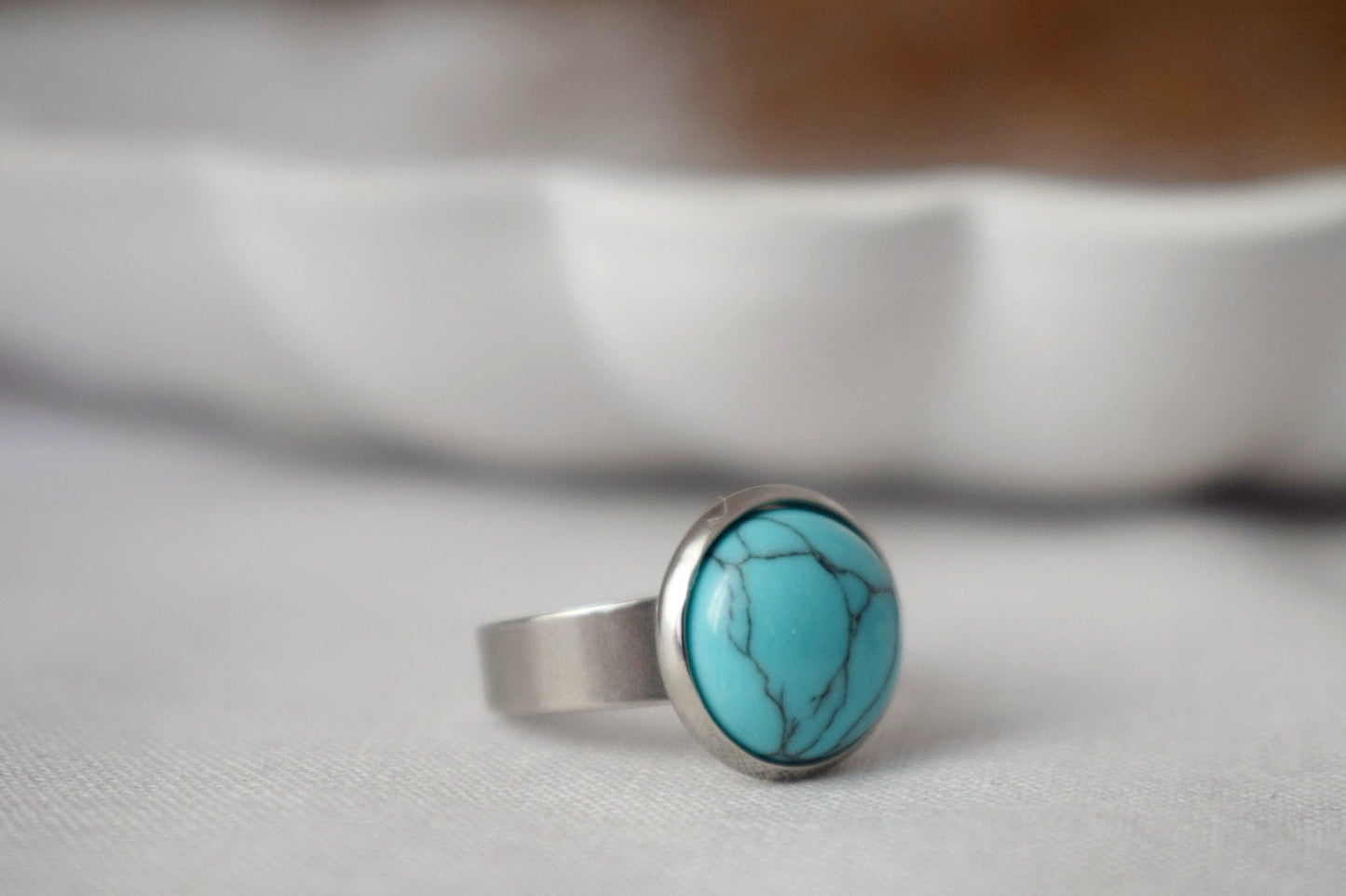 Türkisring Damen, Statement Steinring, Runder blauer Edelstein Alltagsring, Verstellbarer blauer Ring, handgefertigter Schmuck, Geschenk für Sie