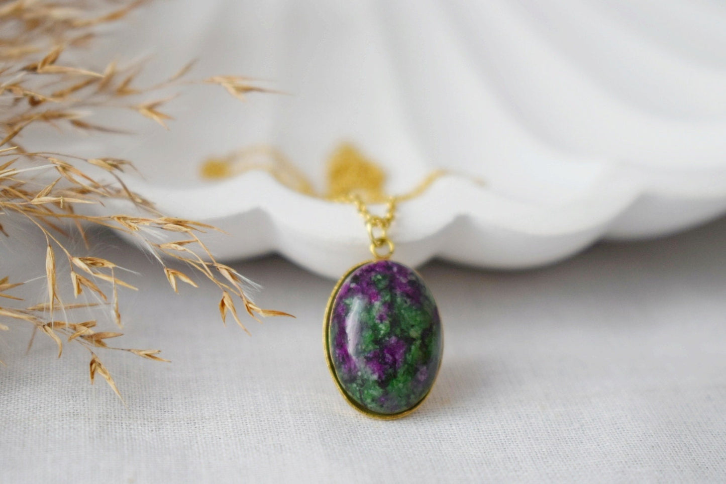 Rubin in Zoisit Goldkette oval, Rubin-Zoisit Edelstein Anhänger, Grün, Rosa, Grüner Stein, Rubinfuchsit, Rubin in Zoisit Schmuck, Geschenk