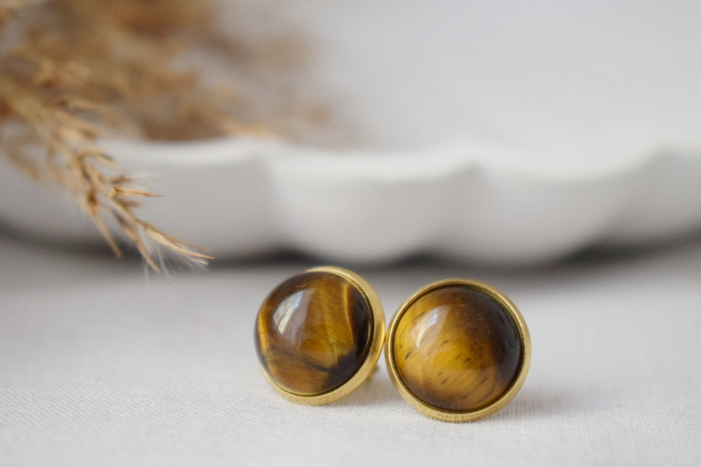 Tigerauge Ohrstecker Gold, Edelstein 10mm Runde Ohrstecker, Brauner Stein, Tigerauge, Chakra Schmuck, Push-back, Tigerauge Ohrringe