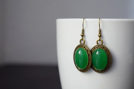 Vinatge green jade earrings, Statement oval dangle earrings, Gemstone drop earrings, Stone hanging pendant earrings, Jewelry gift for her