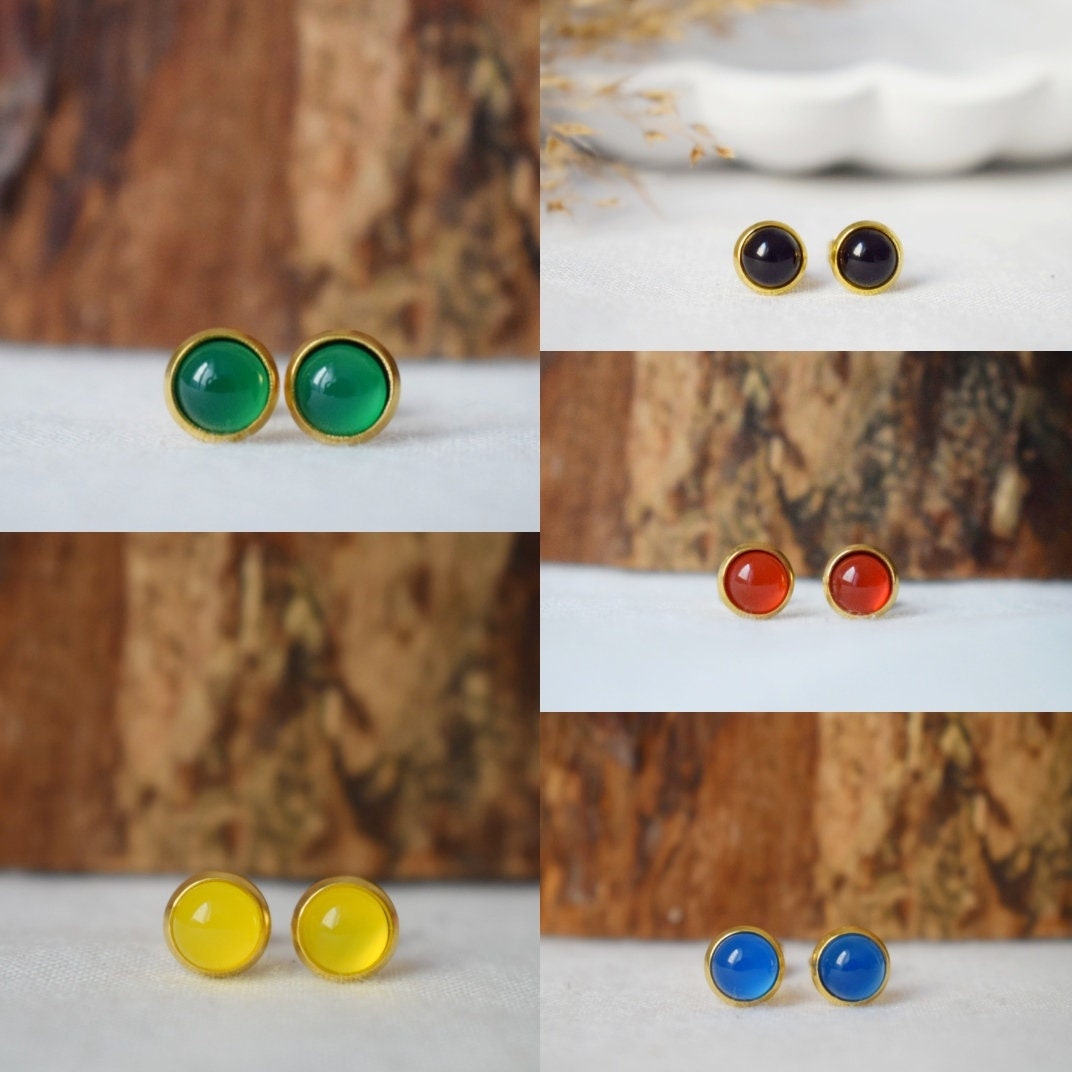 Mini Blaue Achat Ohrstecker, 6mm Gold Ohrstecker, Kleine runde Edelstein Ohrringe, Minimalistischer Achat Geburtsstein Schmuck, Geschenk für Sie
