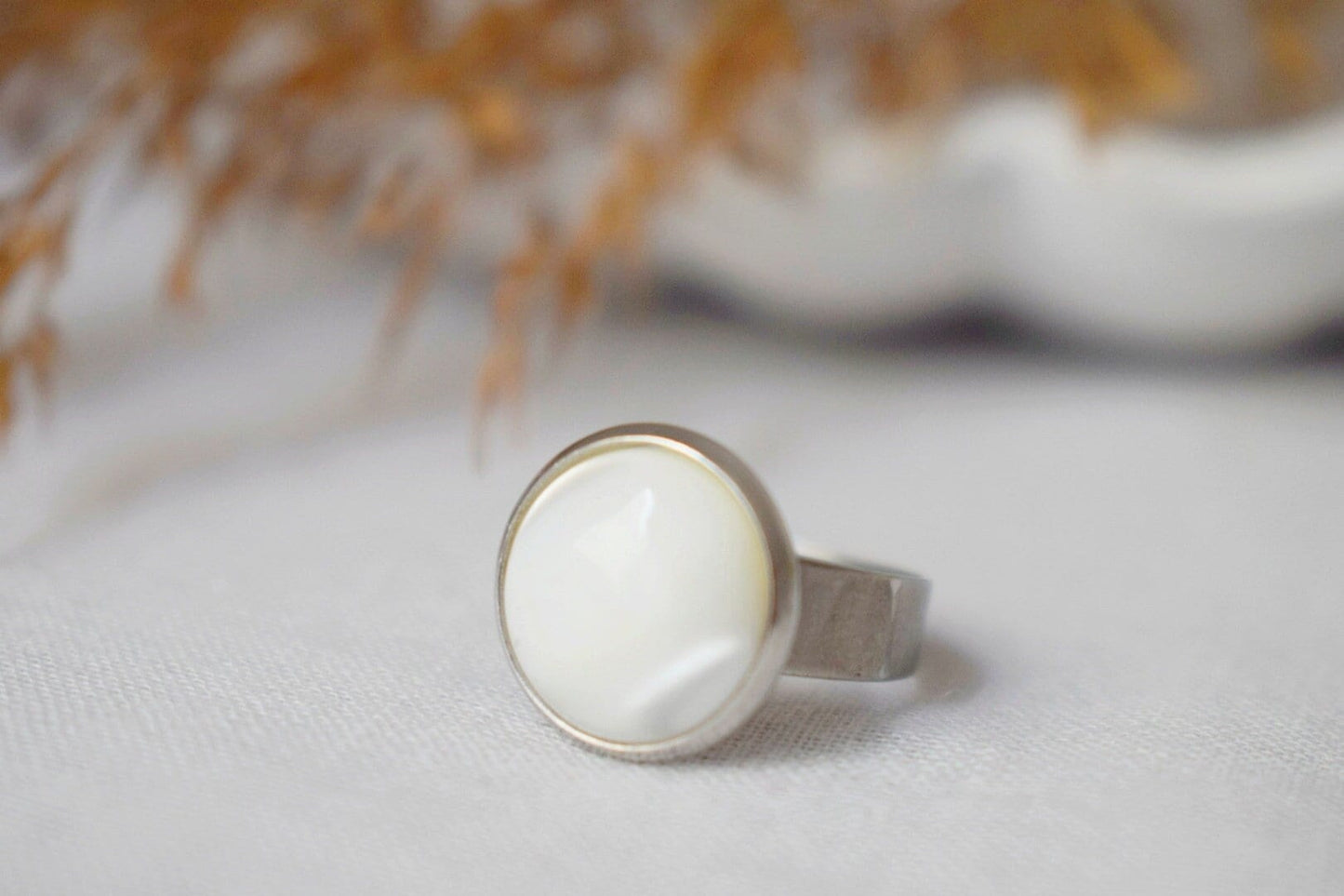 Perlmuttring für Frauen, Perlenring silber, Verstellbarer Ring für jeden Tag, Weißer runder Ring, Perlmuttschmuck, Geburtstagsgeschenk für Sie
