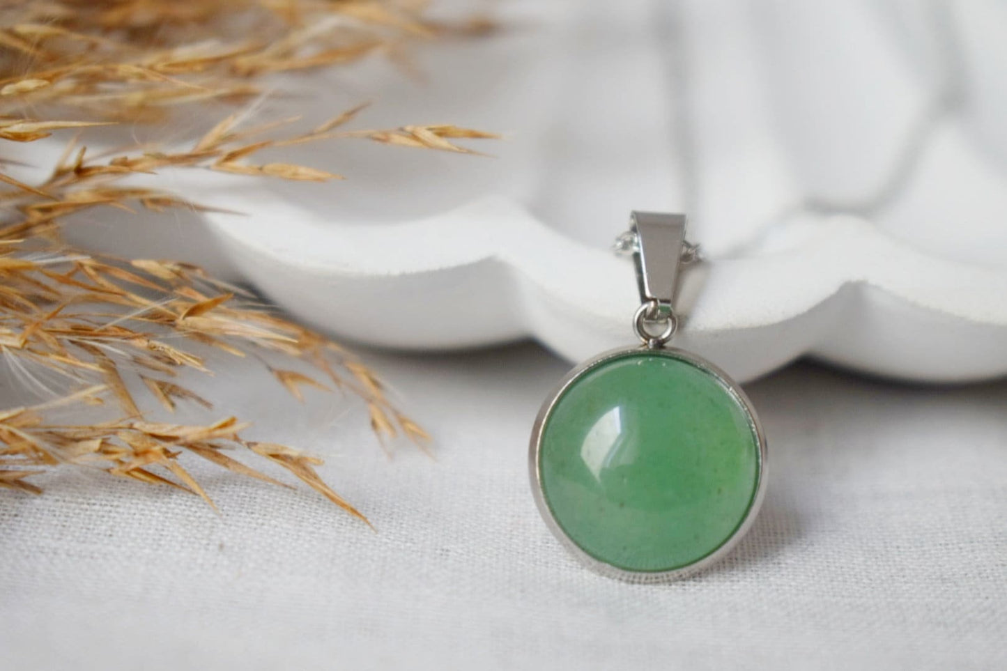 Grüne Aventurin Halskette, Statement Edelstein Halskette Damen, Kette mit rundem Anhänger, Geburtsstein, Aventurin Schmuck, Geschenk für Sie