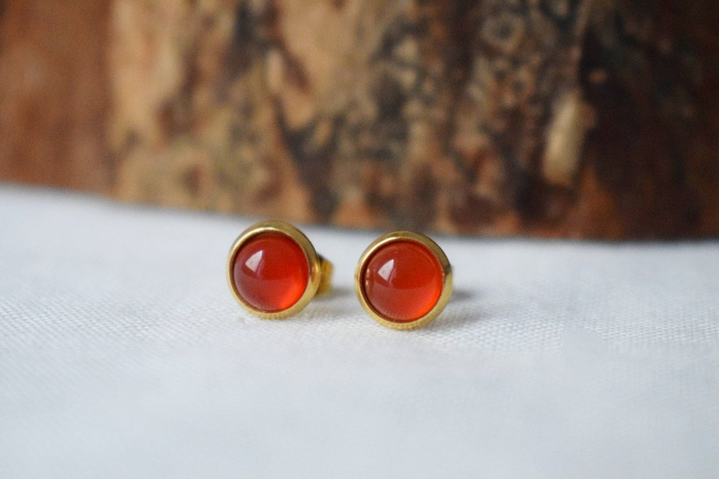 Ohrstecker aus rotem Achat, Kleine 8 mm runde Edelsteinohrringe, Ohrstecker aus 18 Karat vergoldetem Edelstahl, Achatschmuck-Geschenk