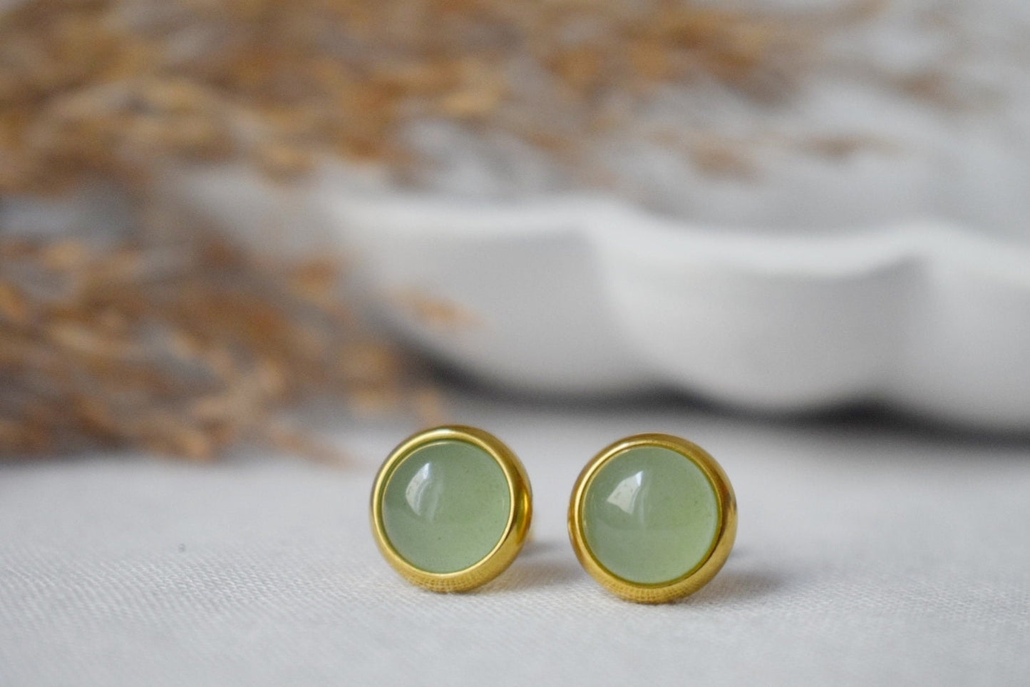 Kleine Aventurin Ohrstecker, 8mm Massive Gold Ohrstecker, Grüne Edelstein Ohrringe, Basic Ohrringe, August Geburtsstein Geschenk, Minimalistischer Schmuck