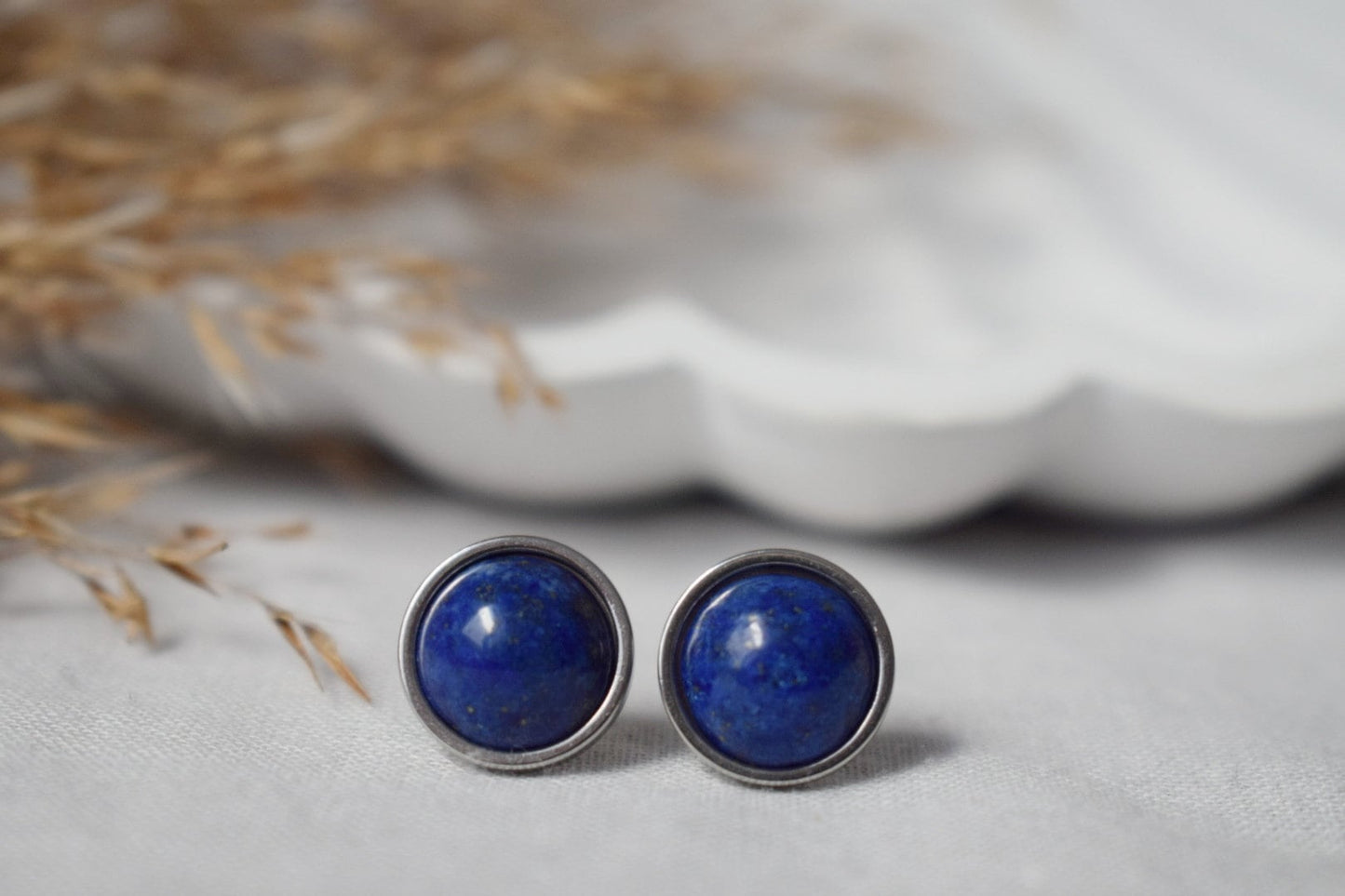 Lapislazuli Ohrstecker, Edelstein Ohrringe Silber, Dunkelblauer Stein, Edelstahl, September Geburtsstein, Lapisschmuck, Geschenk für Sie