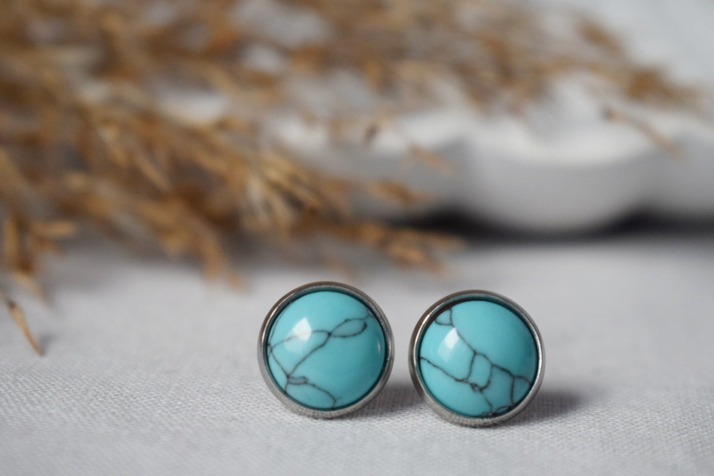 Türkise Ohrstecker, 12mm Edelstein Ohrstecker, Blaue Ohrstecker, Leichte Ohrringe, handgefertigter Schmuck, Geschenk für Frauen