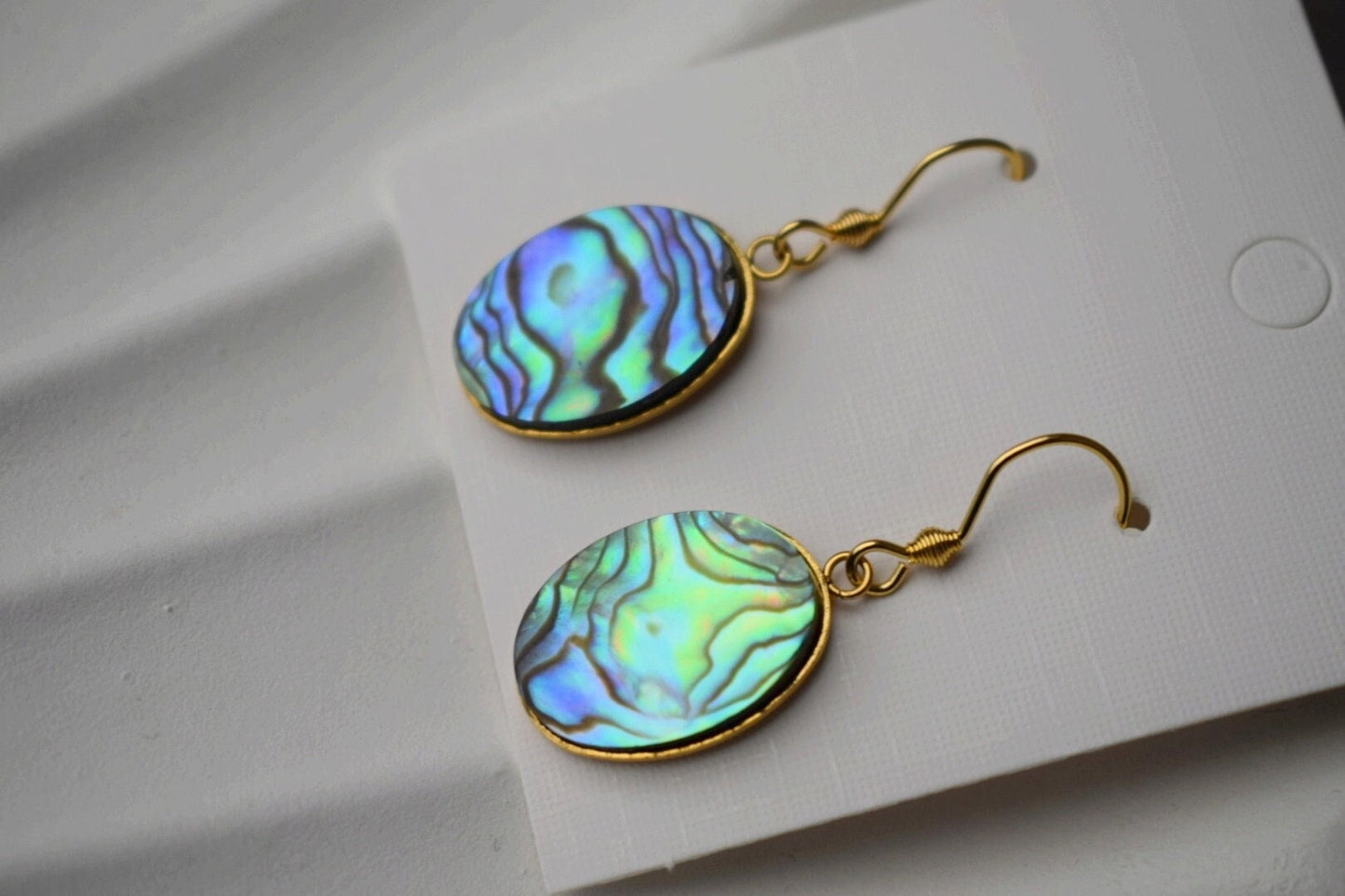 Abalone Ohrringe, Paua Muschel, Ovale Ohrringe, Bunte natürliche Abalone Ohrringe, Abalone Muschel, Abalone vergoldeter Schmuck