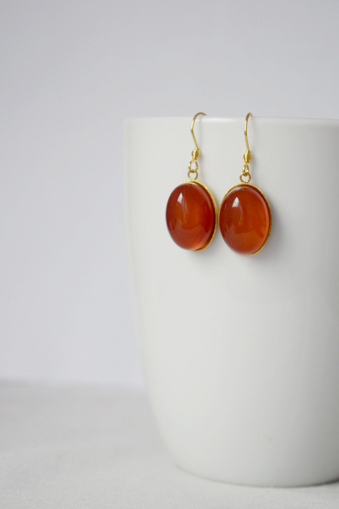 Rote Achat Ohrringe, Ovaler Edelstein Anhänger, Baumelnde Ohrringe, Edelstahl, Geburtsstein, Rosévergoldeter Schmuck, Geschenk für Sie