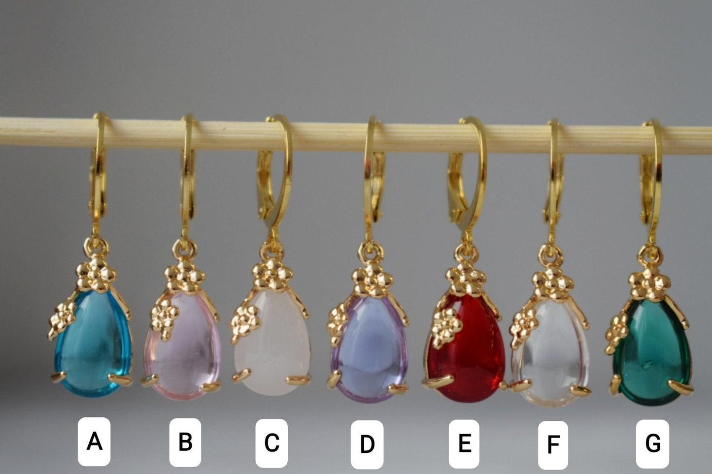 Tropfenförmige Goldohrringe, zarte Wassertropfen-Ohrringe, eleganter Anhänger, minimalistische Hängeohrringe, Brautschmuck aus Gold, Geschenk für Sie
