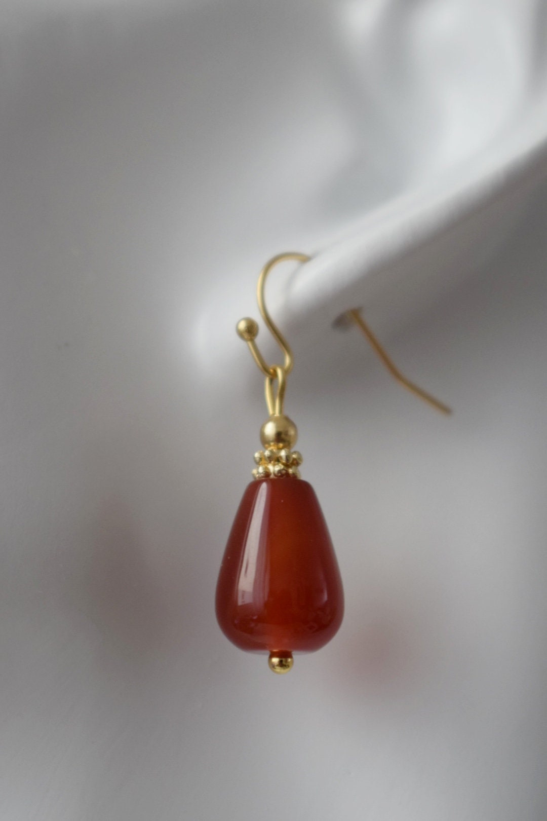 Karneol Tropfen Ohrringe Gold, Natürliche Karneol Ohrringe, Rote Edelstein Tropfen Ohrringe, Karneol Schmuck für Frauen, Geschenk für Sie