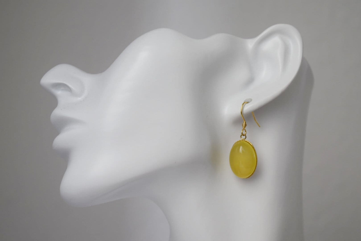 Gelbe Achat Ohrringe Gold, Ovale Edelstein Ohrringe, Naturstein Hängeohrringe Damen, Goldener Schmuck für Sie, Muttertagsgeschenk