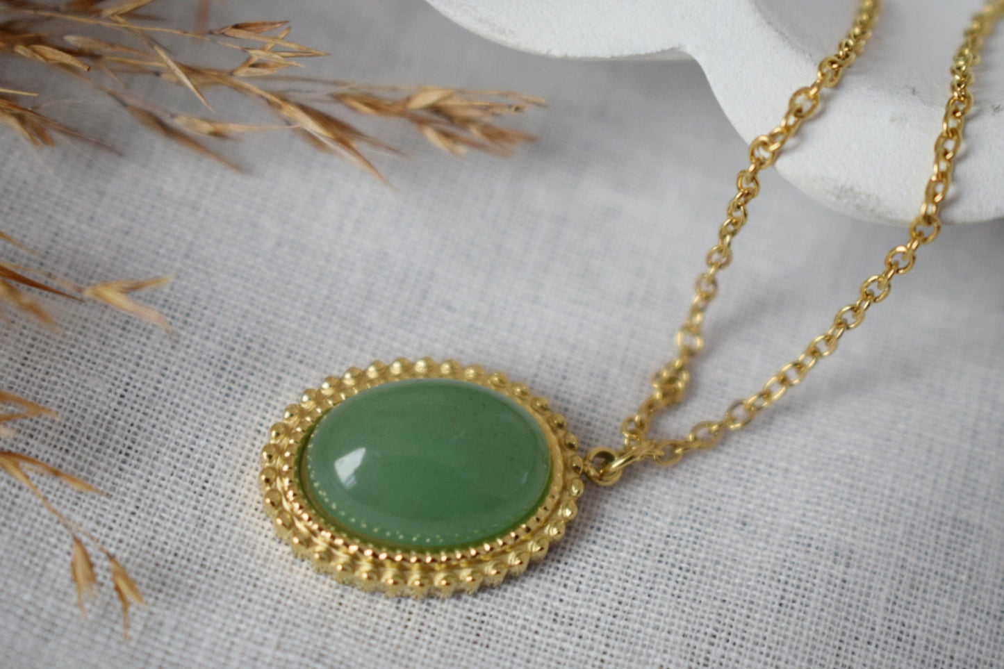 Grüne Aventurin Halskette, Ovale viktorianische Halskette für Frauen, Einzigartiger Edelstein Anhänger, Grüner Stein, Natürlicher Aventurin Goldschmuck, Geschenk