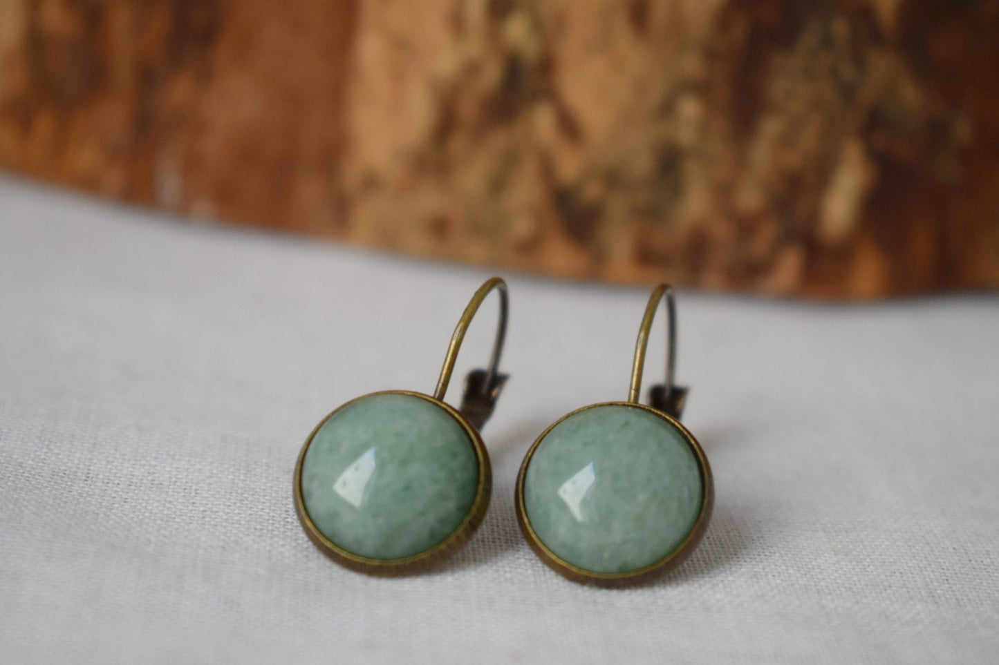 Grüne Aventurin-Vintage-Ohrringe, Edelstein, rund, grüner Stein, baumelnd, antike Bronze, Hebelverschluss, Aventurin-Schmuck, Hängeohrringe