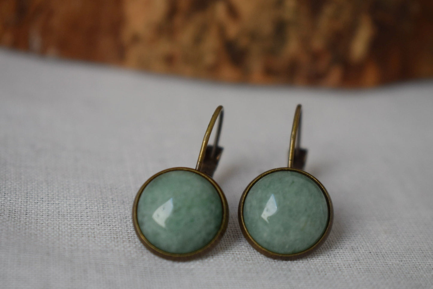 Grüne Aventurin-Vintage-Ohrringe, Edelstein, rund, grüner Stein, baumelnd, antike Bronze, Hebelverschluss, Aventurin-Schmuck, Hängeohrringe