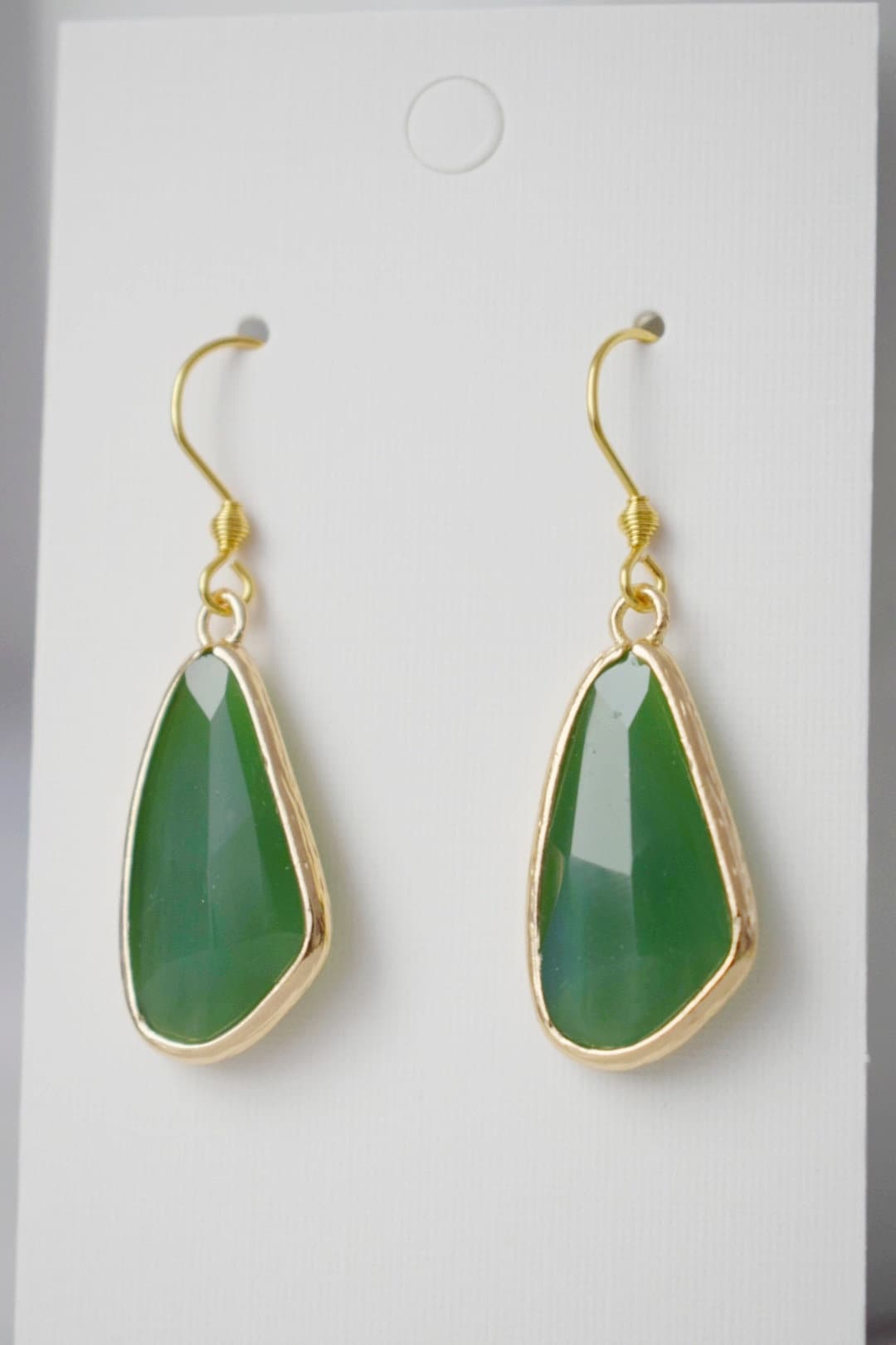 Glasohrringe, Große Tropfenohrringe, Facettierte Ohrringe, Aventurin grün, Lange Tropfen-Boho-Hängeohrringe, Glas-Goldschmuck