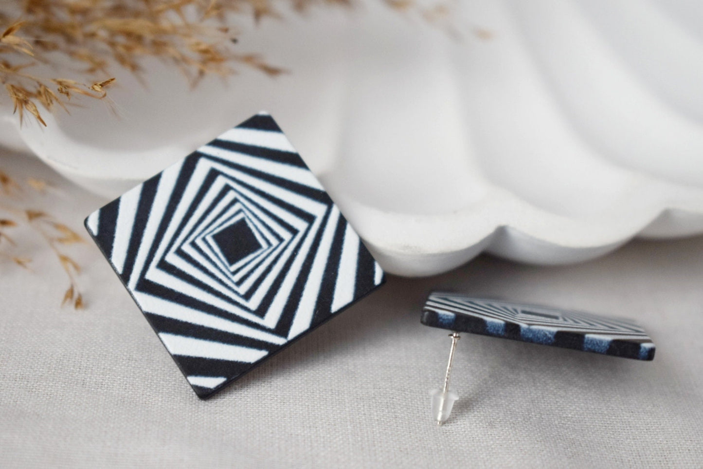 Rautenohrringe, Große quadratische Ohrstecker, Schwarz weiß, Streifenmuster Ohrstecker mit 925 Sterling Silber Ohrstecker, Schmuckgeschenk für Sie