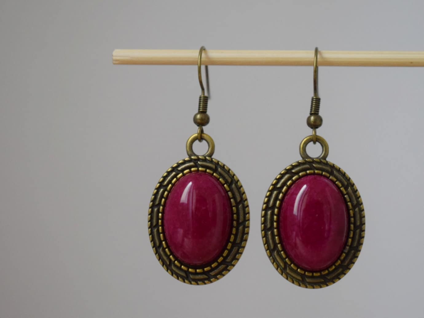Vintage red jade dangle earrings, Burgundy red gemstone, Stone bronze oval pendant hanging, Statement filigree earrings, Jewelry gift women