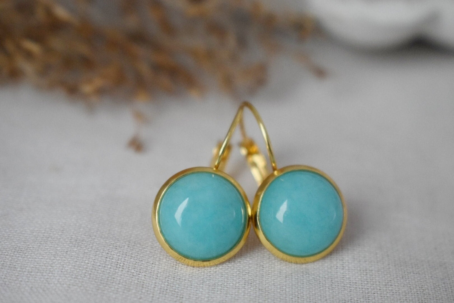 Türkis Jade Ohrringe, 12mm Edelstein Ohrringe, Hängende Ohrringe, Türkis Gold, Lever Back Ohrringe, Jade Schmuck, Geschenk für Sie