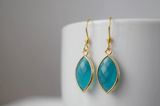 Aquamarin Jade Ohrringe, Facettierte Edelstein Ohrringe, Blau Gold Ohrhänger, Pferdeauge, Stein Hängeohrringe, Jade Gold Schmuck Geschenk