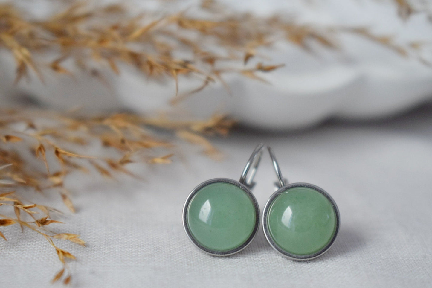 Aventurin-Ohrhänger, Schmuck mit grünem Edelstein, Chakra-Geburtsstein, Leichte Ohrringe, Bestes Weihnachtsgeschenk, Kleine Unisex-Ohrringe