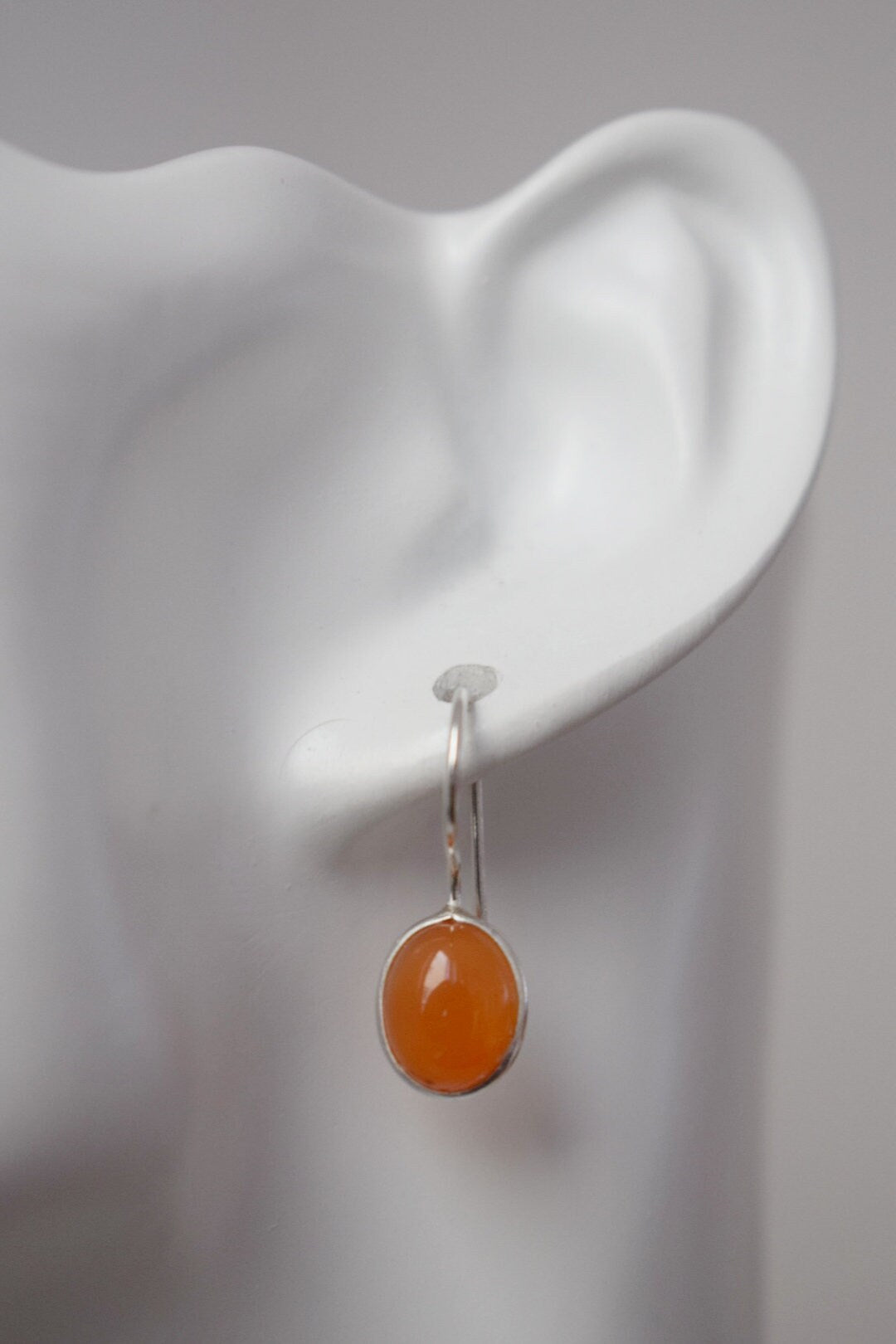 Karneol Sterling Silber Ohrringe, Ovale orange Edelstein Ohrringe 925 Silber, Naturstein, Einzigartiges Schmuckgeschenk