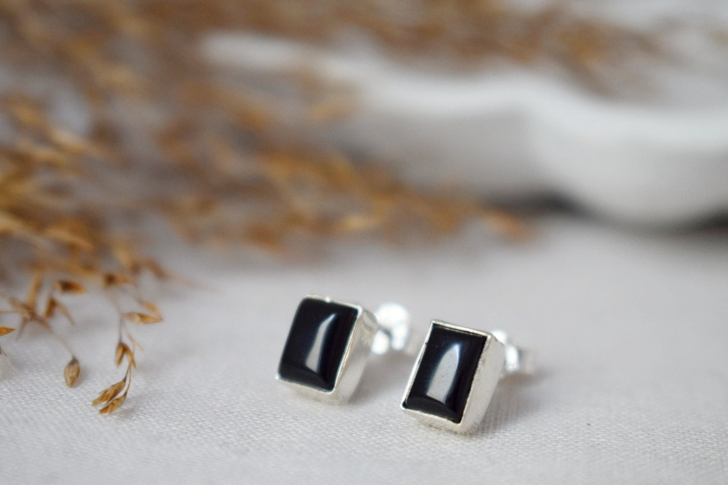 Kleine schwarze Achat Ohrstecker aus Sterling Silber, Rechteckige Edelstein Ohrringe, Geburtsstein 925 Silber Schmuck, Bestes Weihnachtsgeschenk