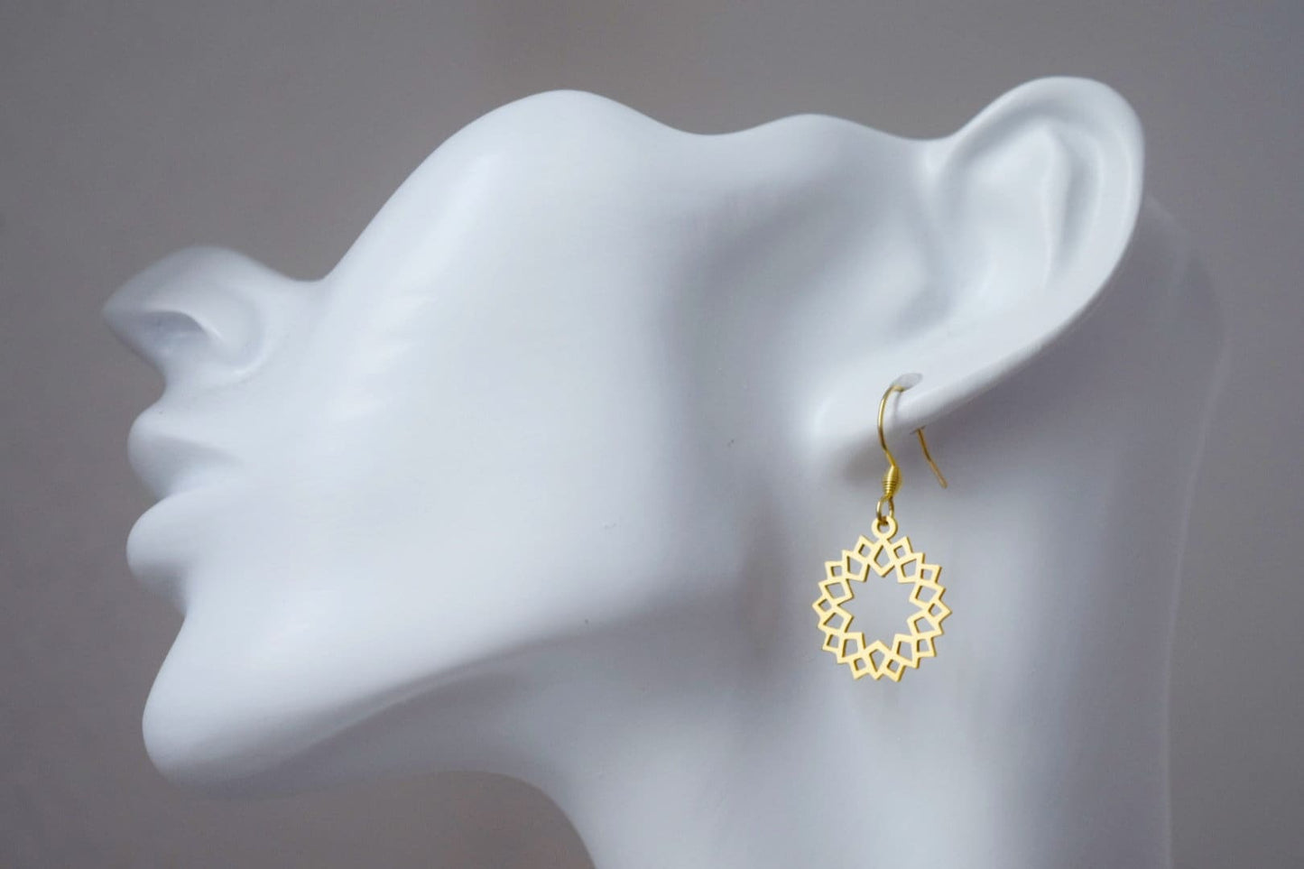 Ornament-Ohrringe für Frauen, Mandala-Ohrringe, Edelstahl-Ohrringe, Boho-Filigran-Ohrringe, Mandala-Schmuck, Geschenk für Sie