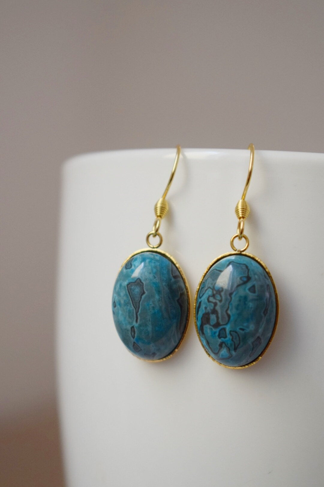 Jaspis Ohrringe Gold, Edelstein Ovale Ohrringe, Blaue Ohrringe, Jaspis Schmuck, Stein Ohrringe, Boho Ohrringe, Boho Schmuck