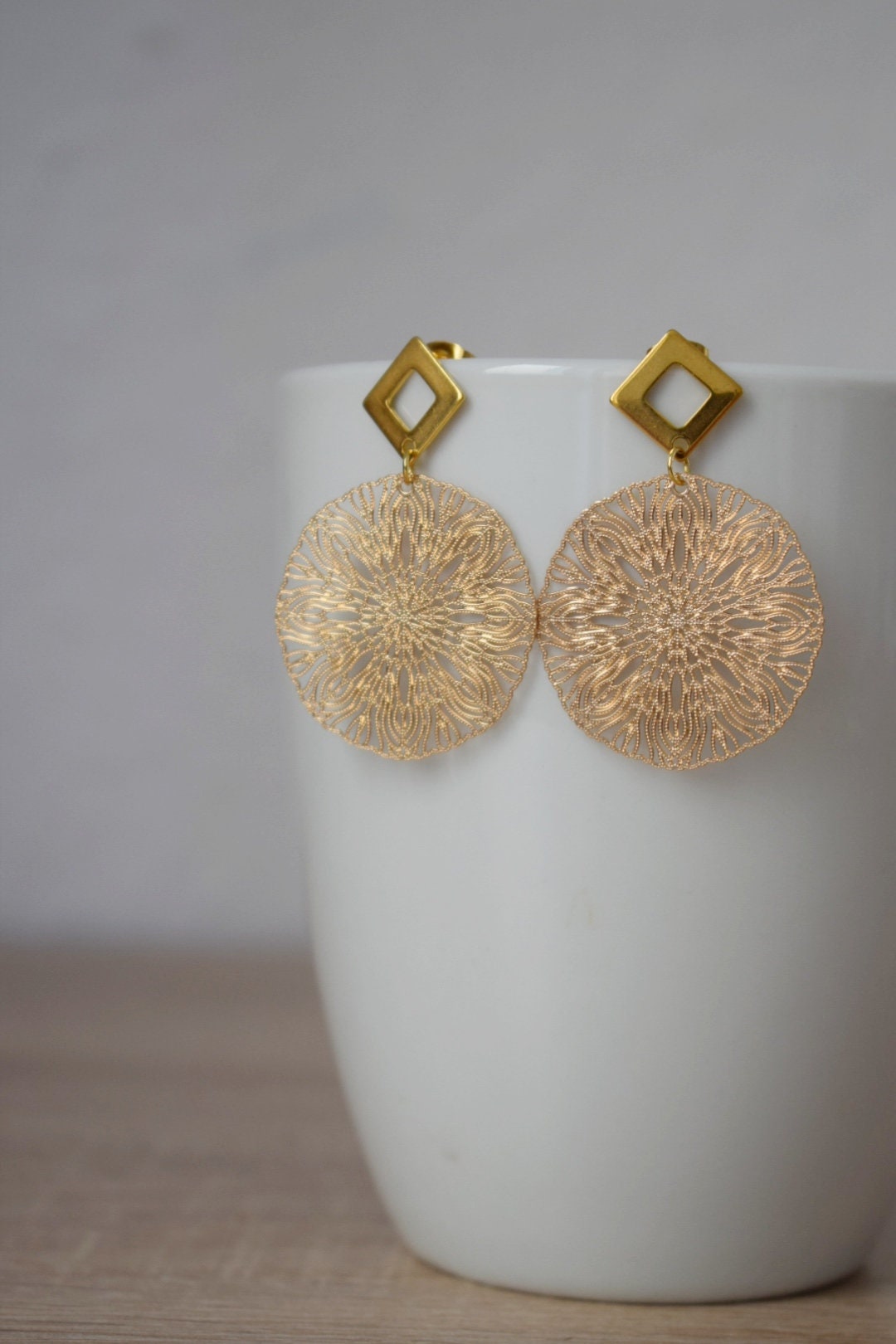 Ornament-Ohrringe für Frauen, Mandala-Ohrstecker, Rauten-Ohrstecker, vergoldete Edelstahl-Ohrstecker, Boho-Filigran-Ohrringe, Schmuckgeschenk