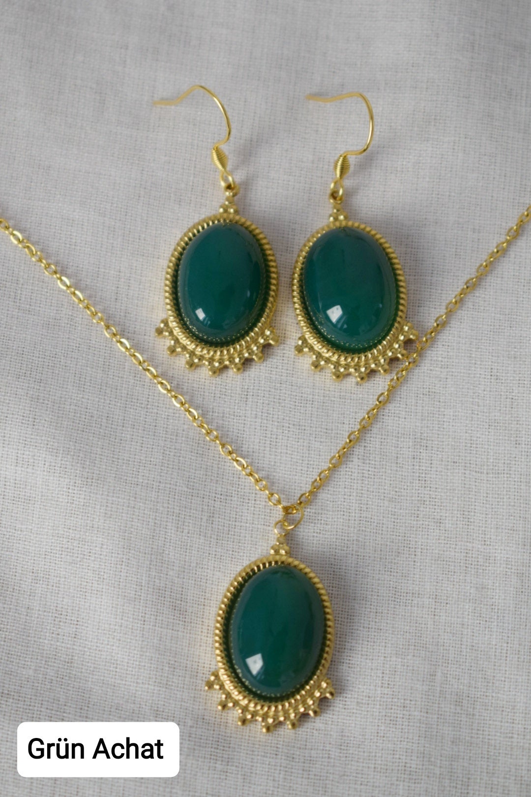 Rote Achat Halskette Gold, Ovale Edelstein Viktorianische Halskette für Frauen, Einzigartiger Anhänger, Stein Statement Halskette, Achat Schmuck, Geschenk für Sie