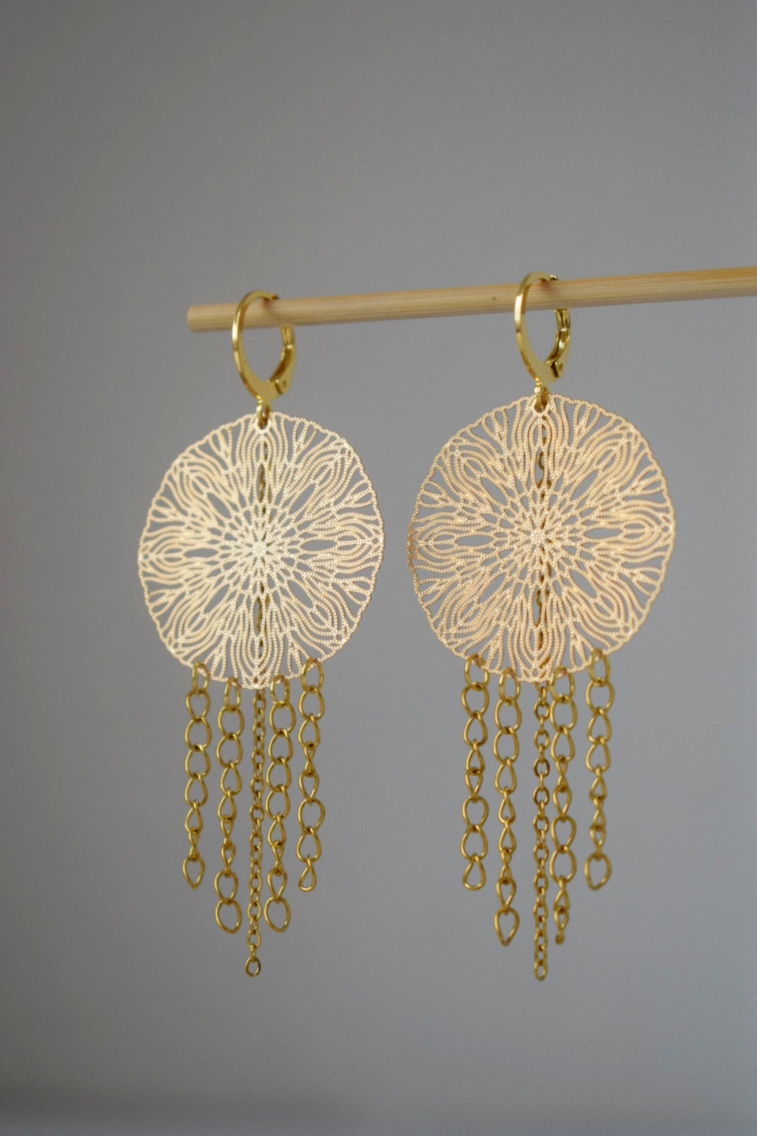 Ornament-Ohrringe für Frauen, goldene Mandala-Ohrringe, Edelstahl-Kettenohrringe, lange filigrane Boho-Ohrringe, Mandala-Schmuck als Geschenk für Sie