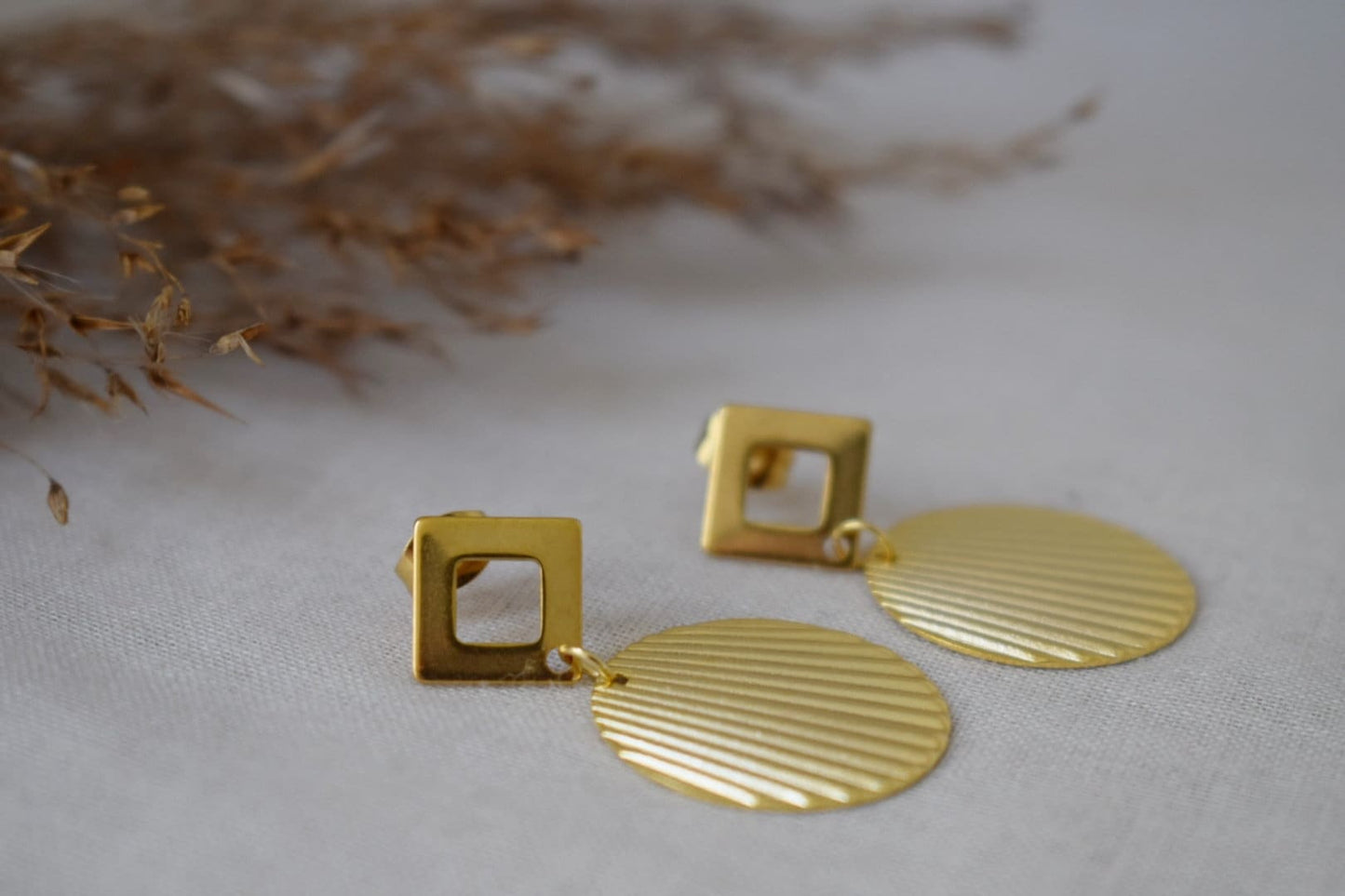 Kreisförmige Ohrstecker, Rauten-Ohrstecker, 24 Karat vergoldete Statement-Ohrringe, Rautenform, gewellt, Scheibe, Platte, rund, Schmuckgeschenk