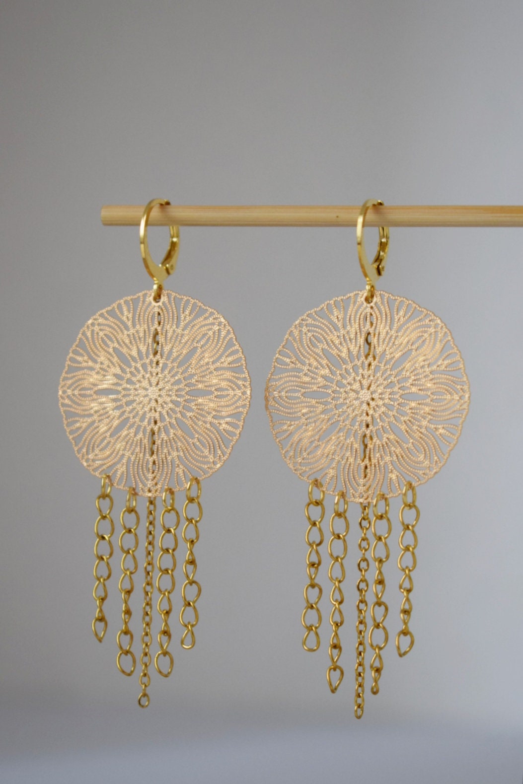 Ornament-Ohrringe für Frauen, goldene Mandala-Ohrringe, Edelstahl-Kettenohrringe, lange filigrane Boho-Ohrringe, Mandala-Schmuck als Geschenk für Sie