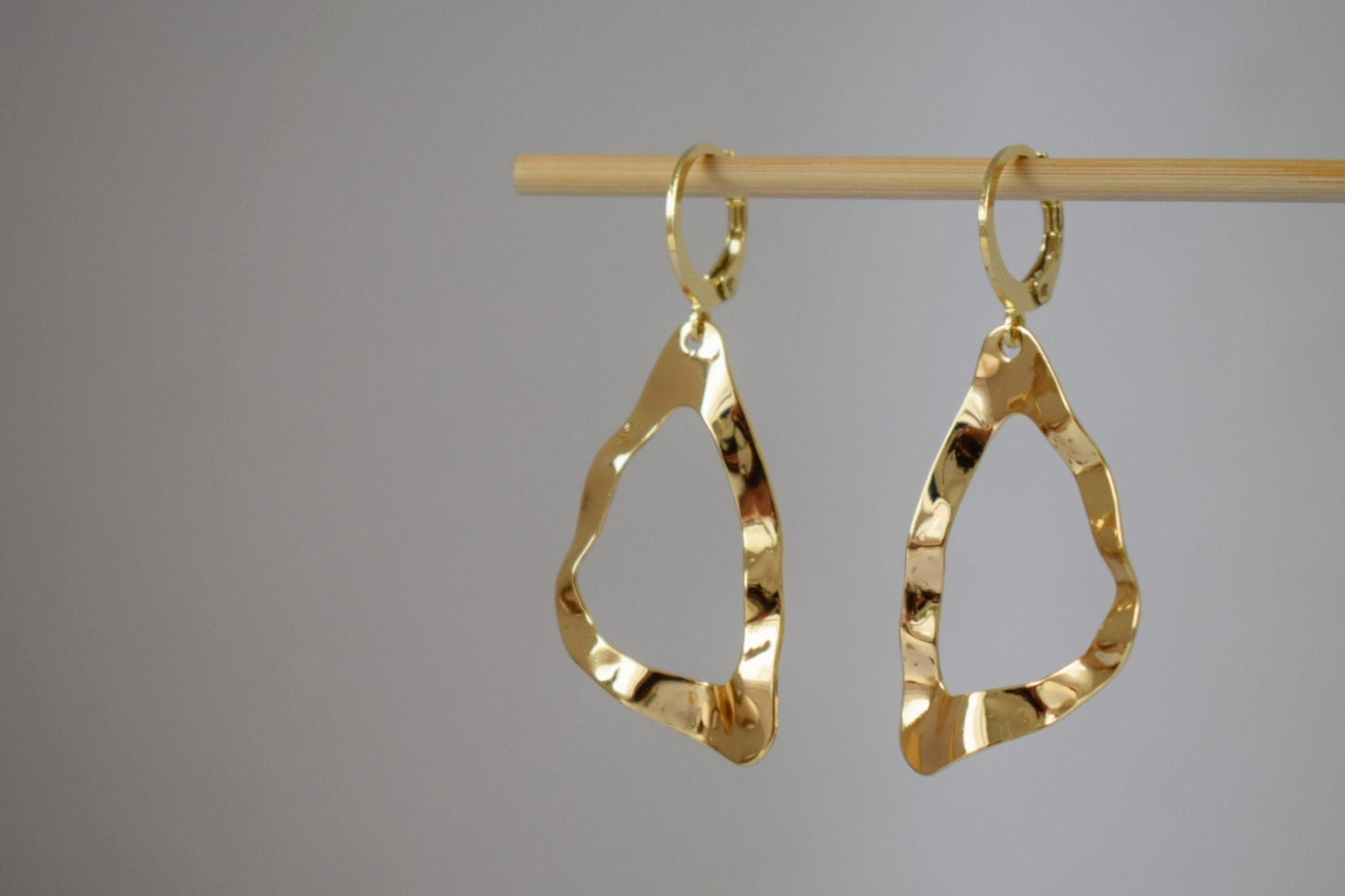 Dreieckige Ohrringe für Frauen, Dreieckige Goldohrringe, Boho Ohrringe, Leichte Ohrringe, Schmuckgeschenk für sie, Bestes Geschenk für sie