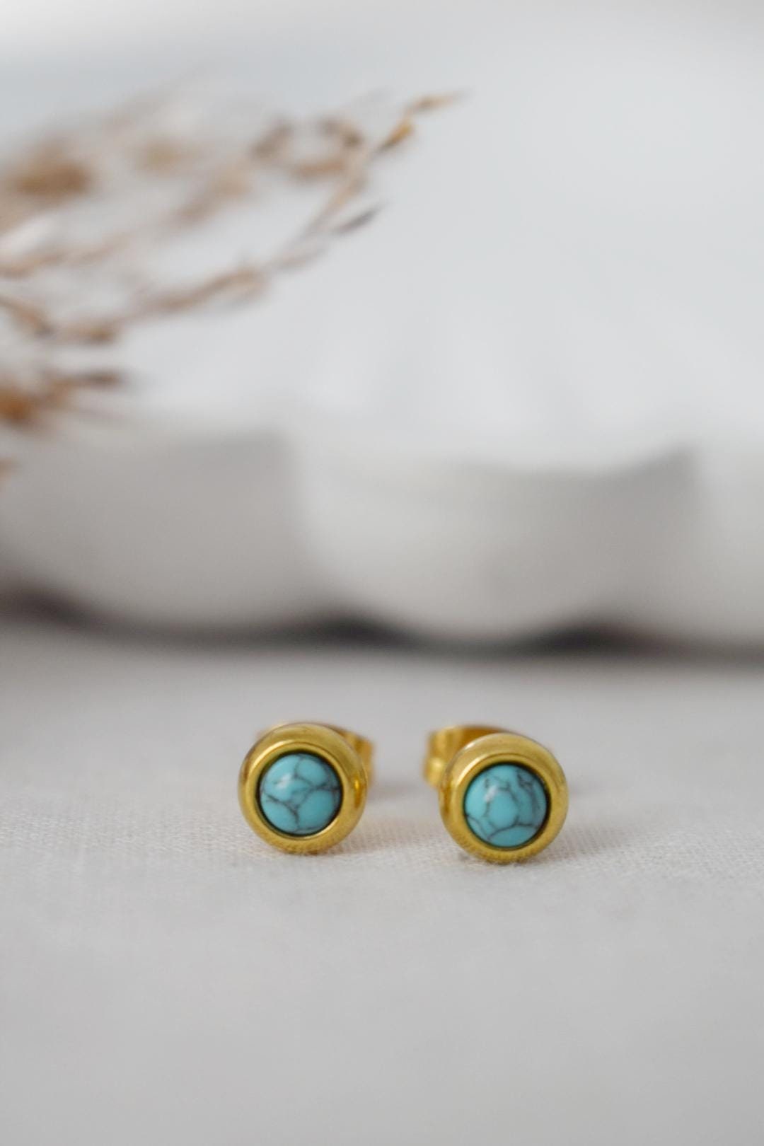 Mini türkise Ohrstecker, 4mm Ohrstecker, Edelstein Ohrstecker, Unisex Ohrstecker, Minimalistischer Schmuck, Muttertagsgeschenk