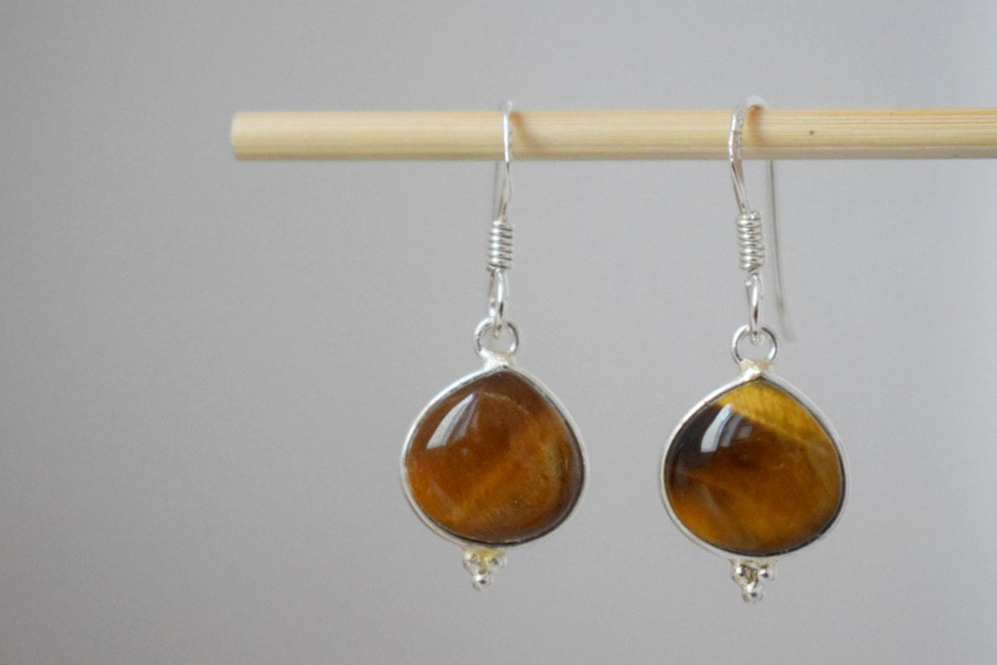 Tigerauge Sterling Silber Ohrringe, Tropfen Edelstein Ohrringe, Tigerauge Naturstein, Einzigartiger Schmuck, Bestes Weihnachtsgeschenk für Sie