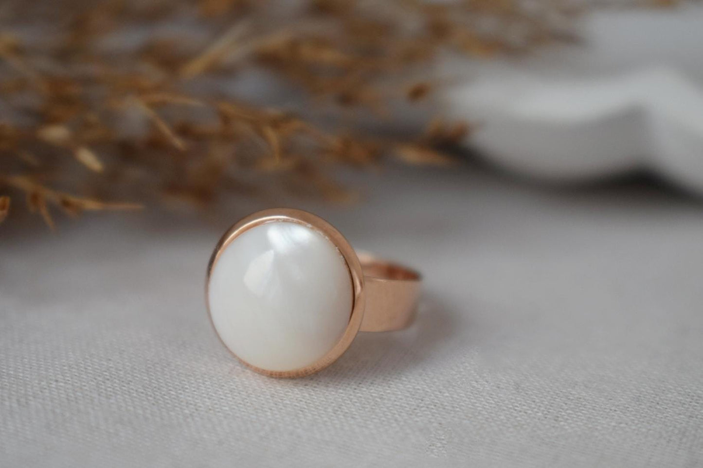 Perlmutt Roségold Ring für Frauen, Muschel Verstellbarer Ring, Alltäglicher weißer runder Ring, Schmuckgeschenk für Sie